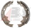 JEEP 5019536AA Brake Shoe Set